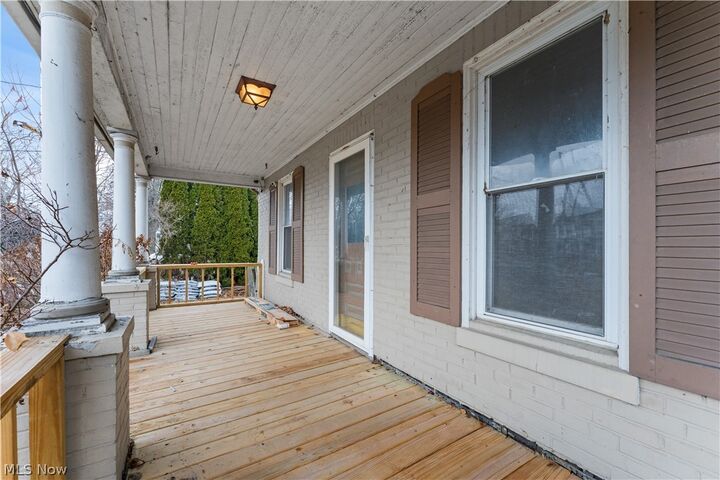 Property Photo:  2625 E Erie Avenue  OH 44052 