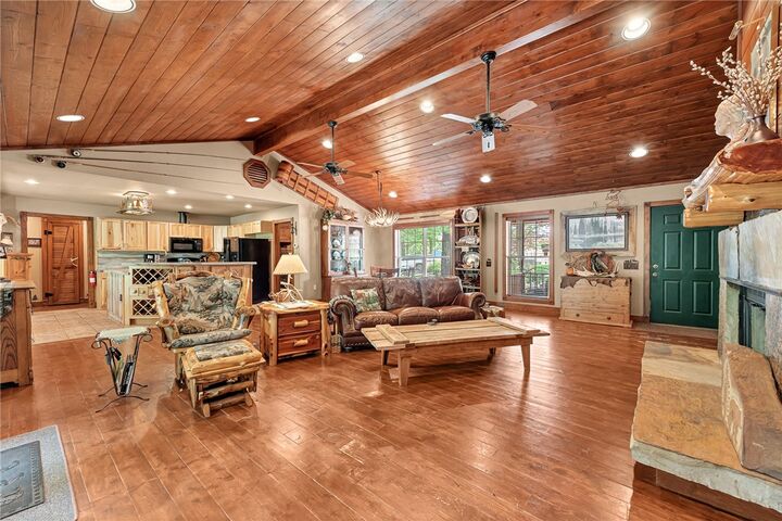 Property Photo: 8092 Fain Drive AR 72756