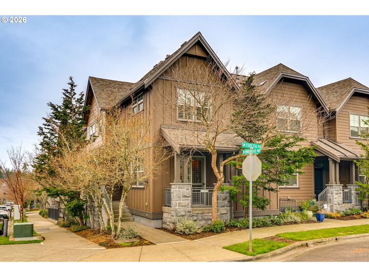 Property Photo:  695 SW Foresta Ter  OR 97225 