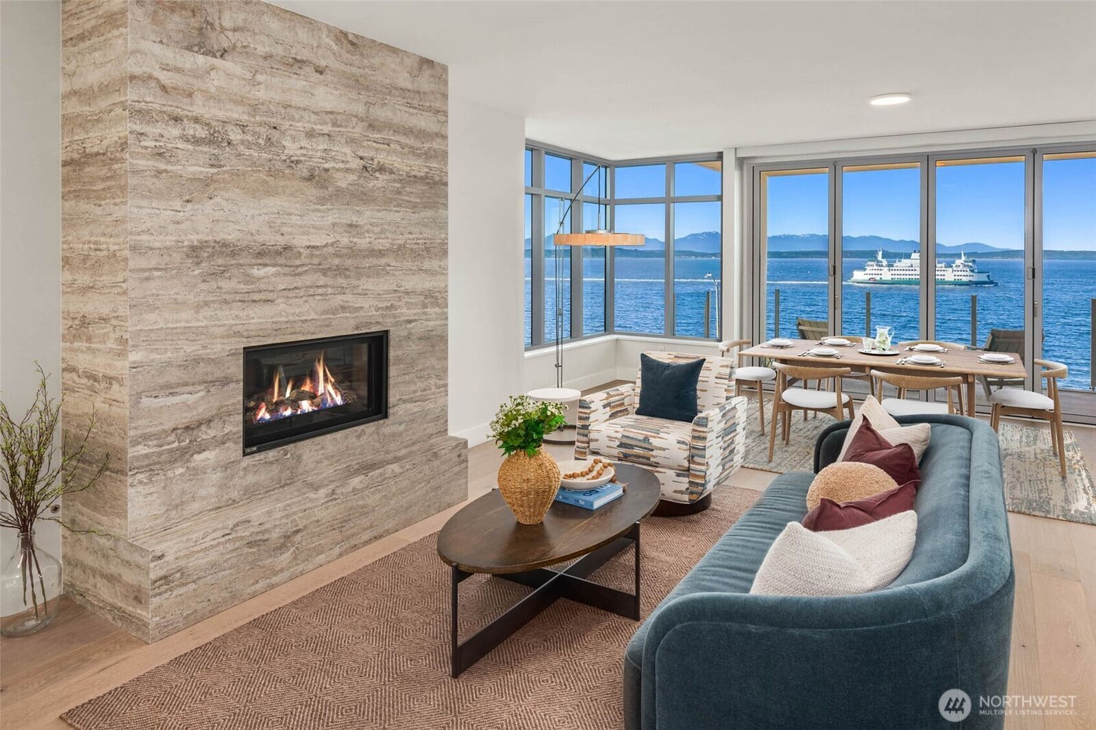 Property Photo: 1250 Alki Avenue SW 5A WA 98116