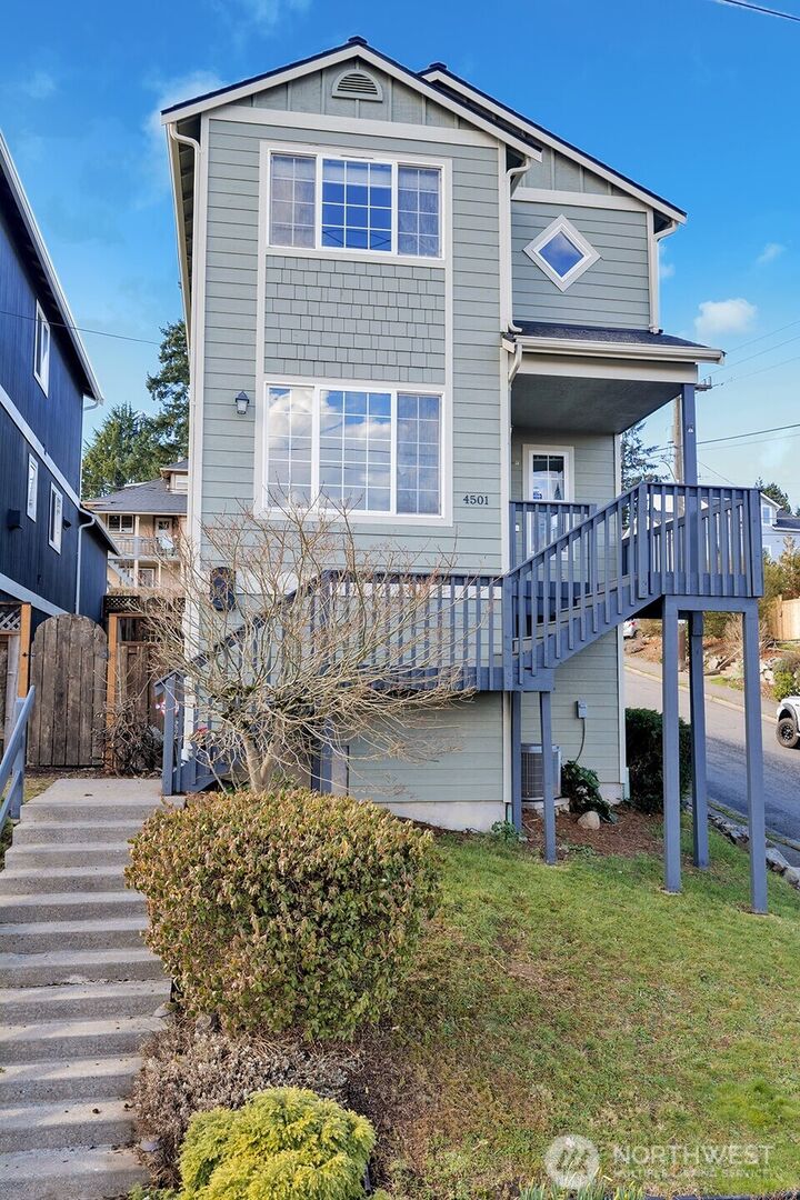 Property Photo:  4501  35th Avenue S  WA 98118 