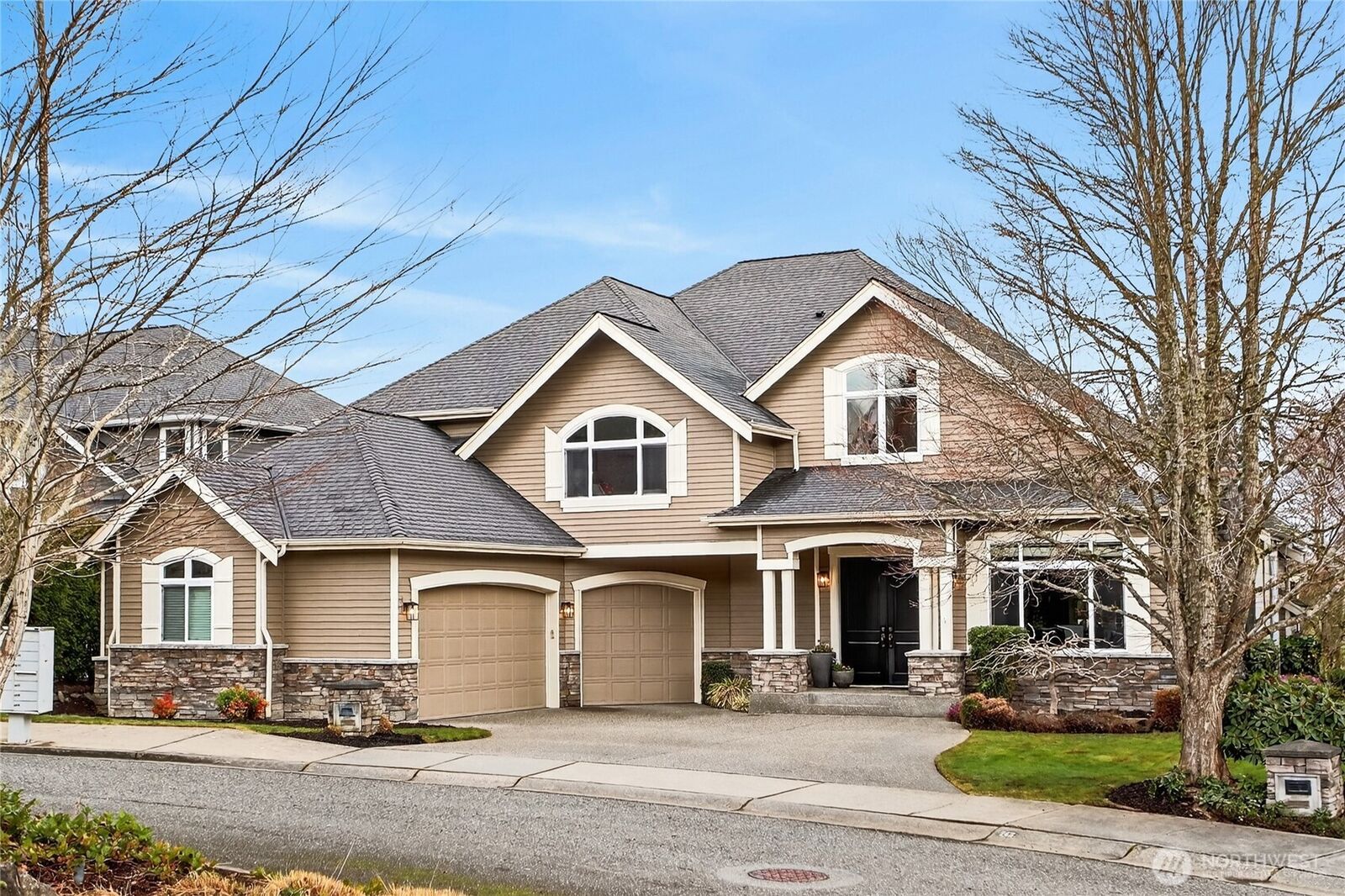 Property Photo: 265 259th Avenue NE WA 98074