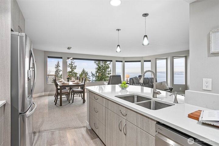 Property Photo: 317 N State 201 WA 98225