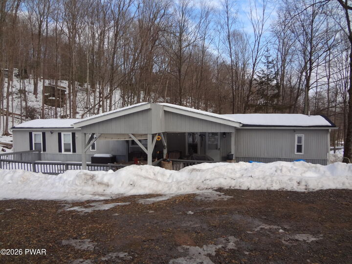 Property Photo:  108 Marina Way  PA 18426 