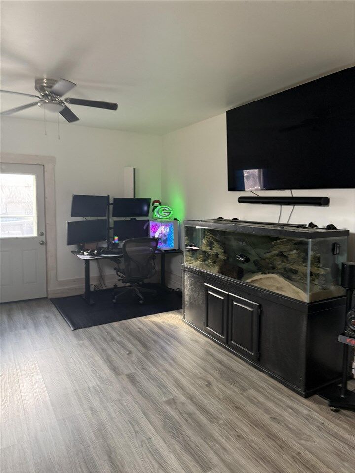 Property Photo:  205 Kehl Street  IN 47331 