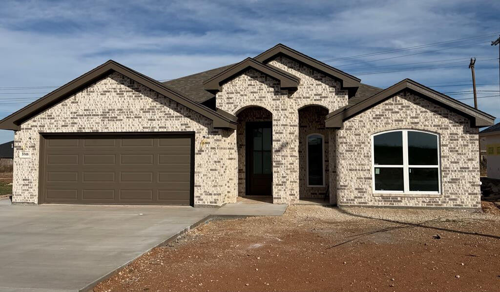 Property Photo:  5508 Slayde Street  TX 76904 