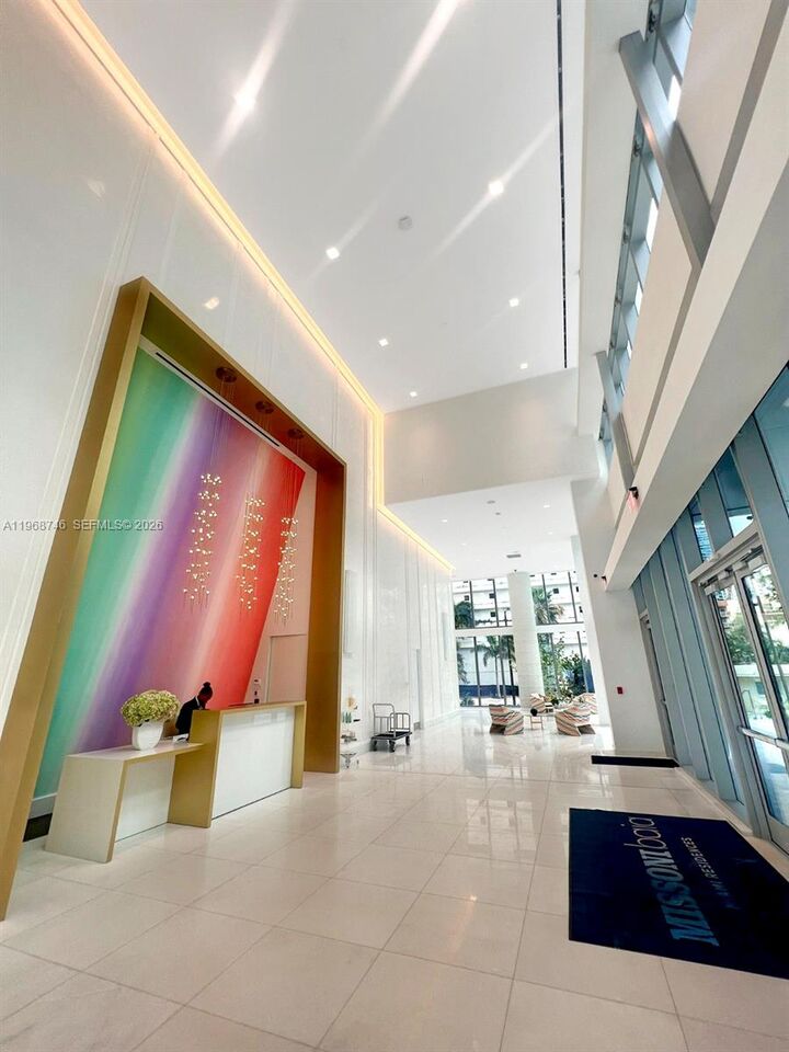 Property Photo:  700 NE 26th Ter 4501  FL 33137 