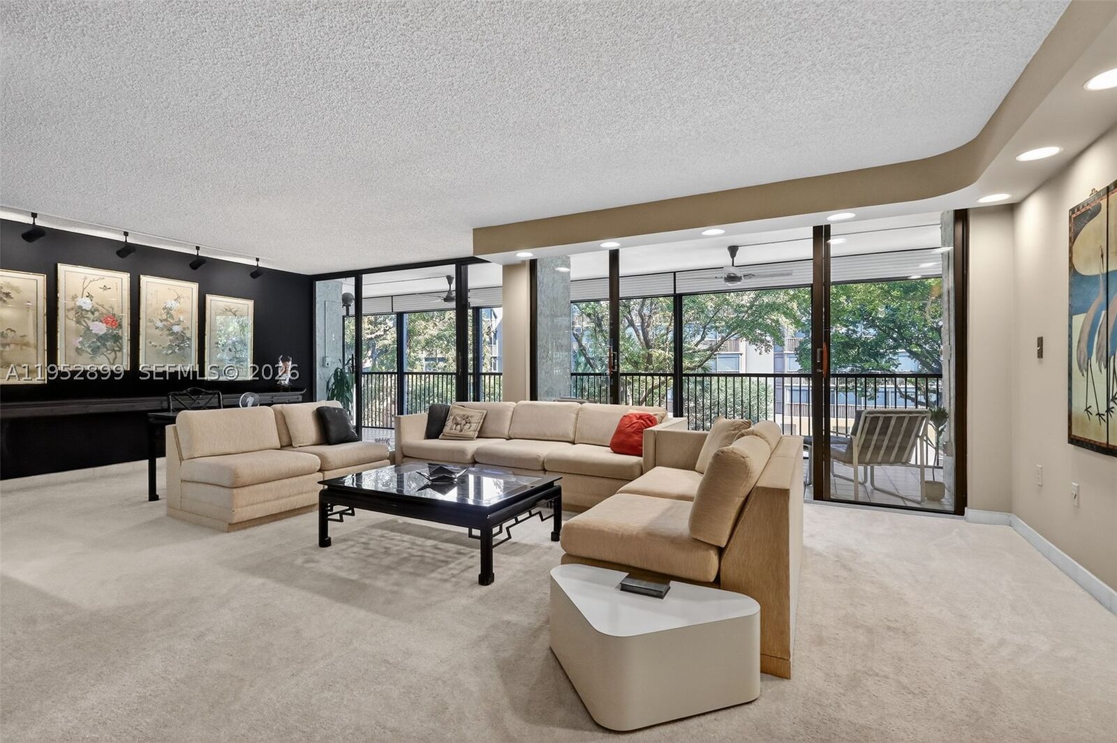Property Photo:  2810 N 46th Ave F463  FL 33021 