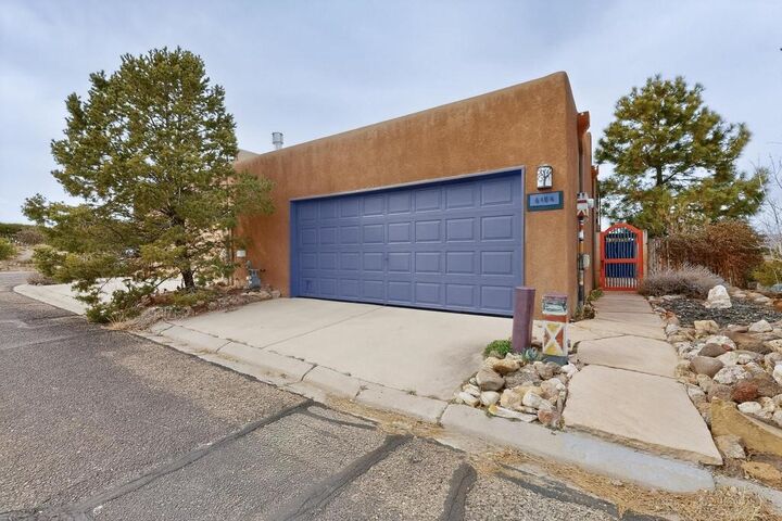 Property Photo: 6404 Tahawash Street NM 87083