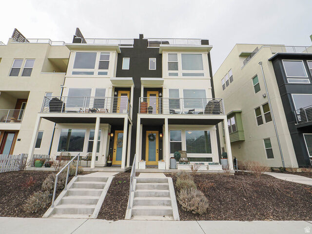 Property Photo:  571 N 1400 W  UT 84025 