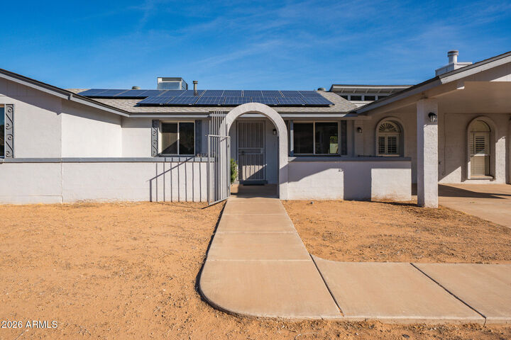 Property Photo:  1550 W Willow Avenue  AZ 85029 