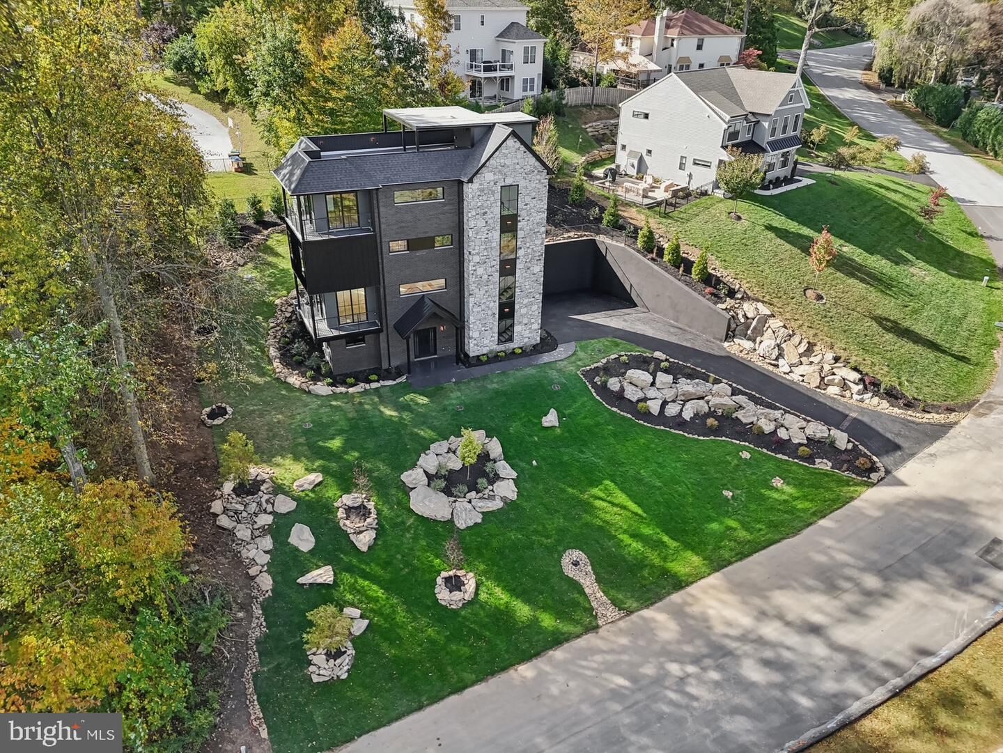 Property Photo:  12 Langton Lane  PA 19073 