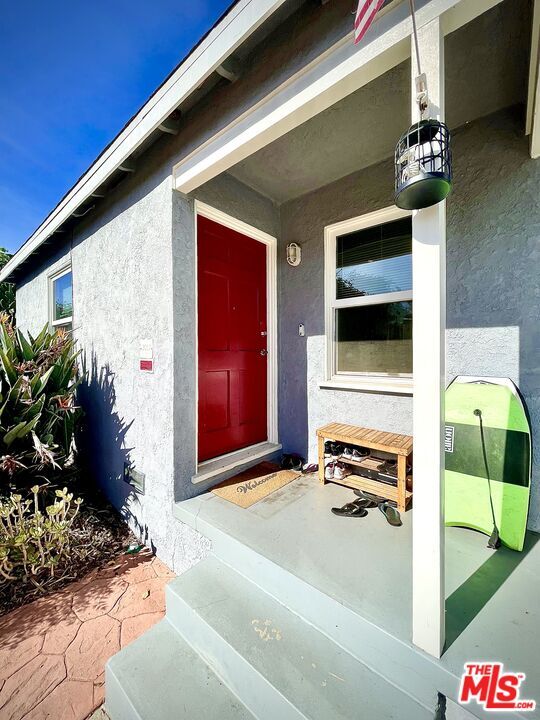 Property Photo:  3017 Urban Ave  CA 90404 