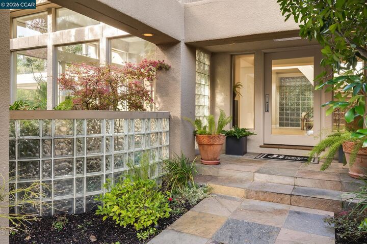 Property Photo:  4257 Golden Oak Court  CA 94506 