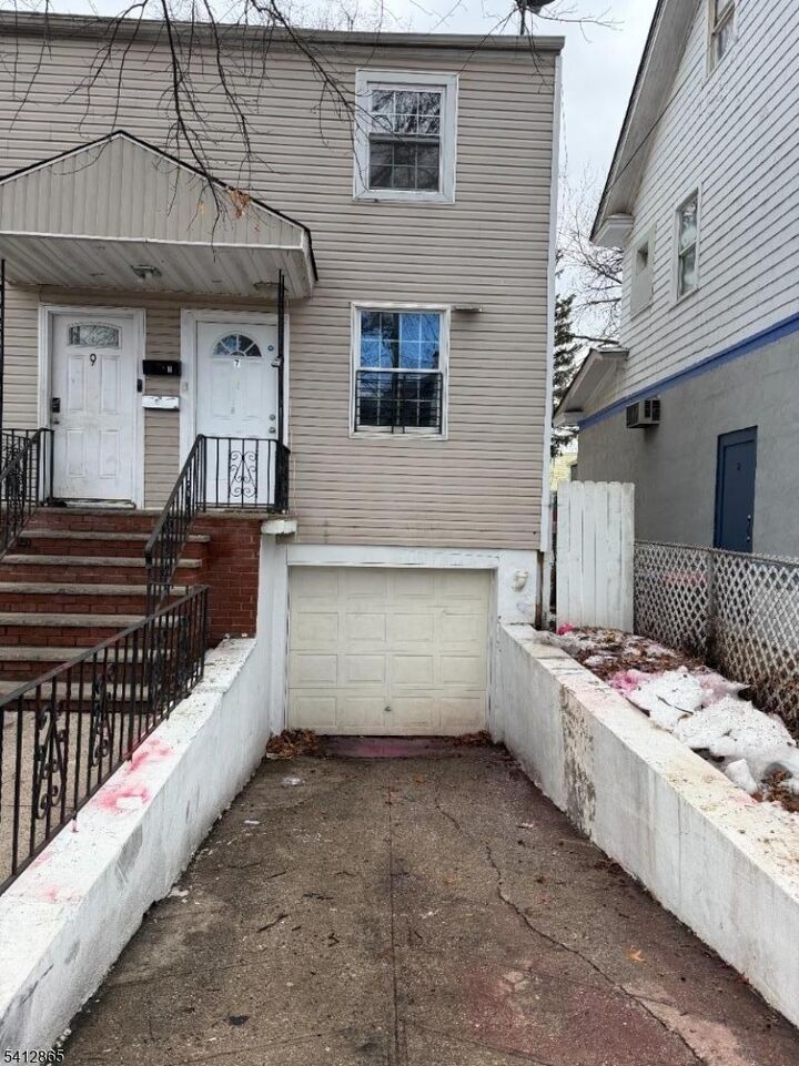 Property Photo:  7 Evergreen Ave  NJ 07114 