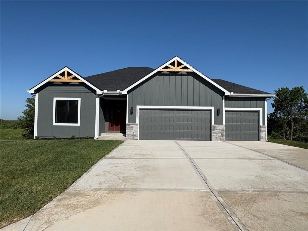 Property Photo:  29336 Palmer Drive  KS 66071 