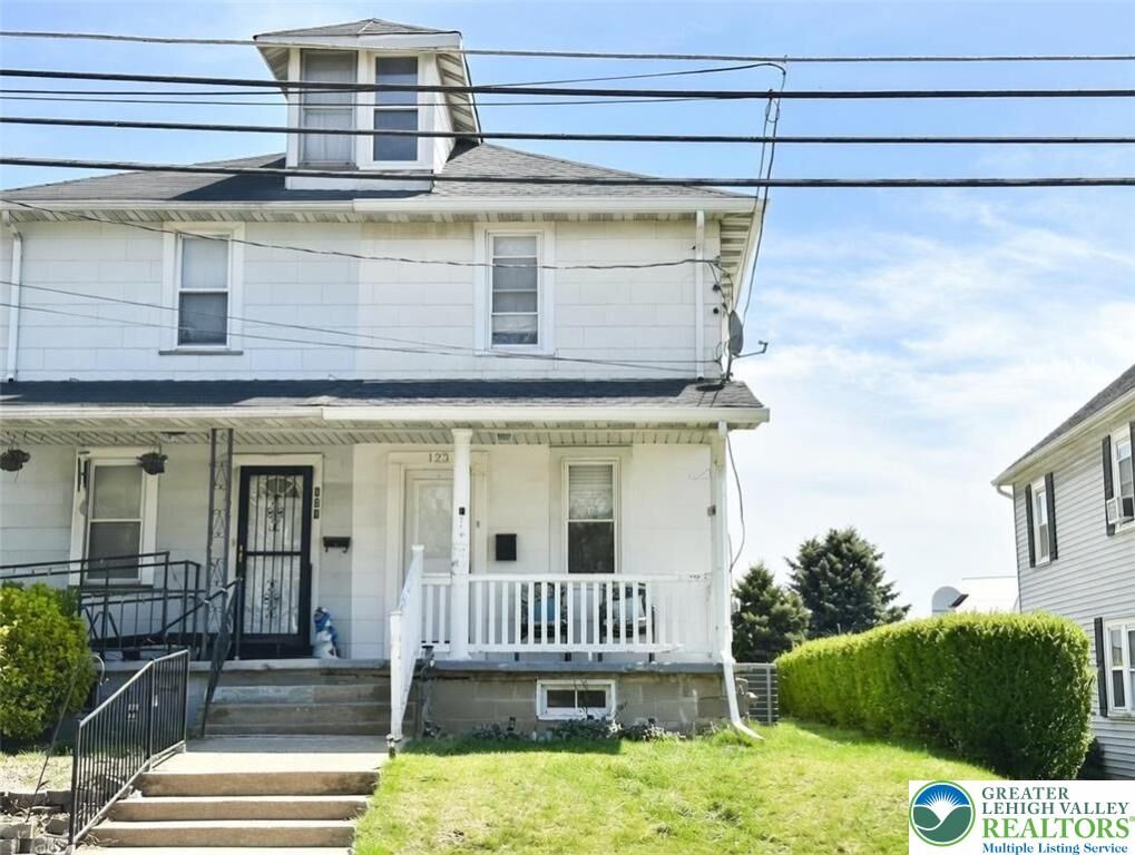 Property Photo:  123 Spring Street  PA 18064 