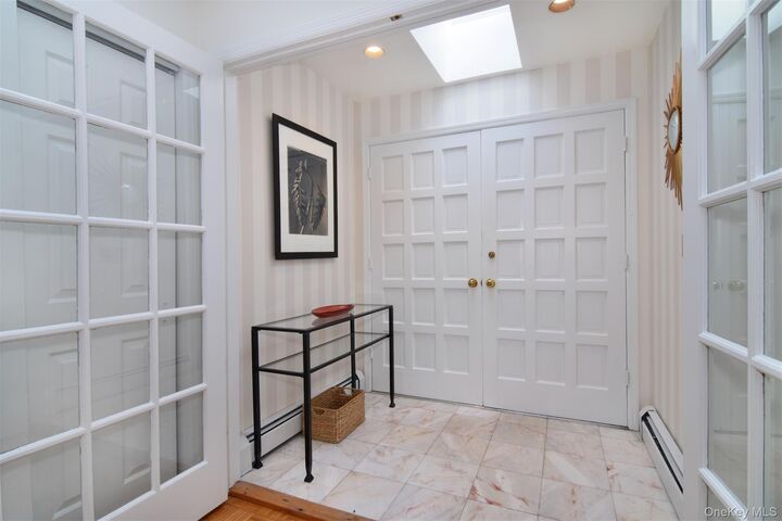 Property Photo:  4 Ilinka Lane  NY 10533 