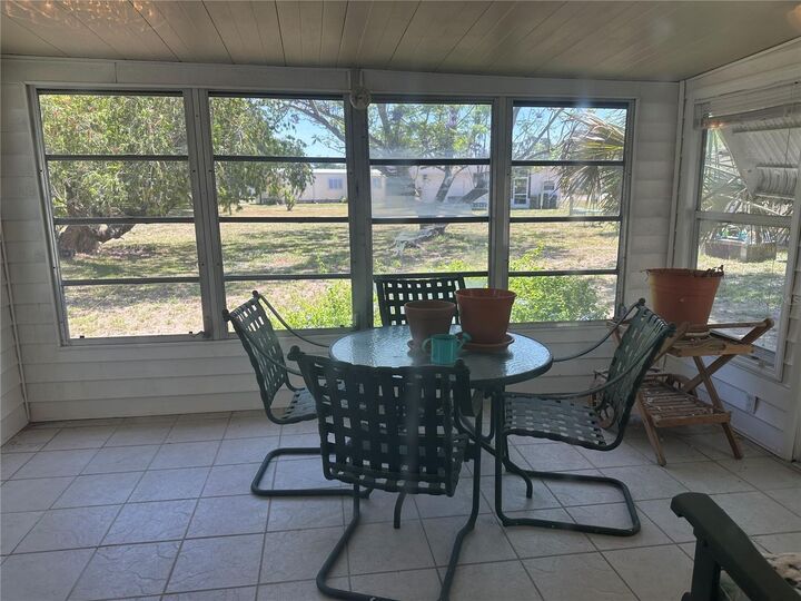 Property Photo:  6882 Holo Court  FL 34287 