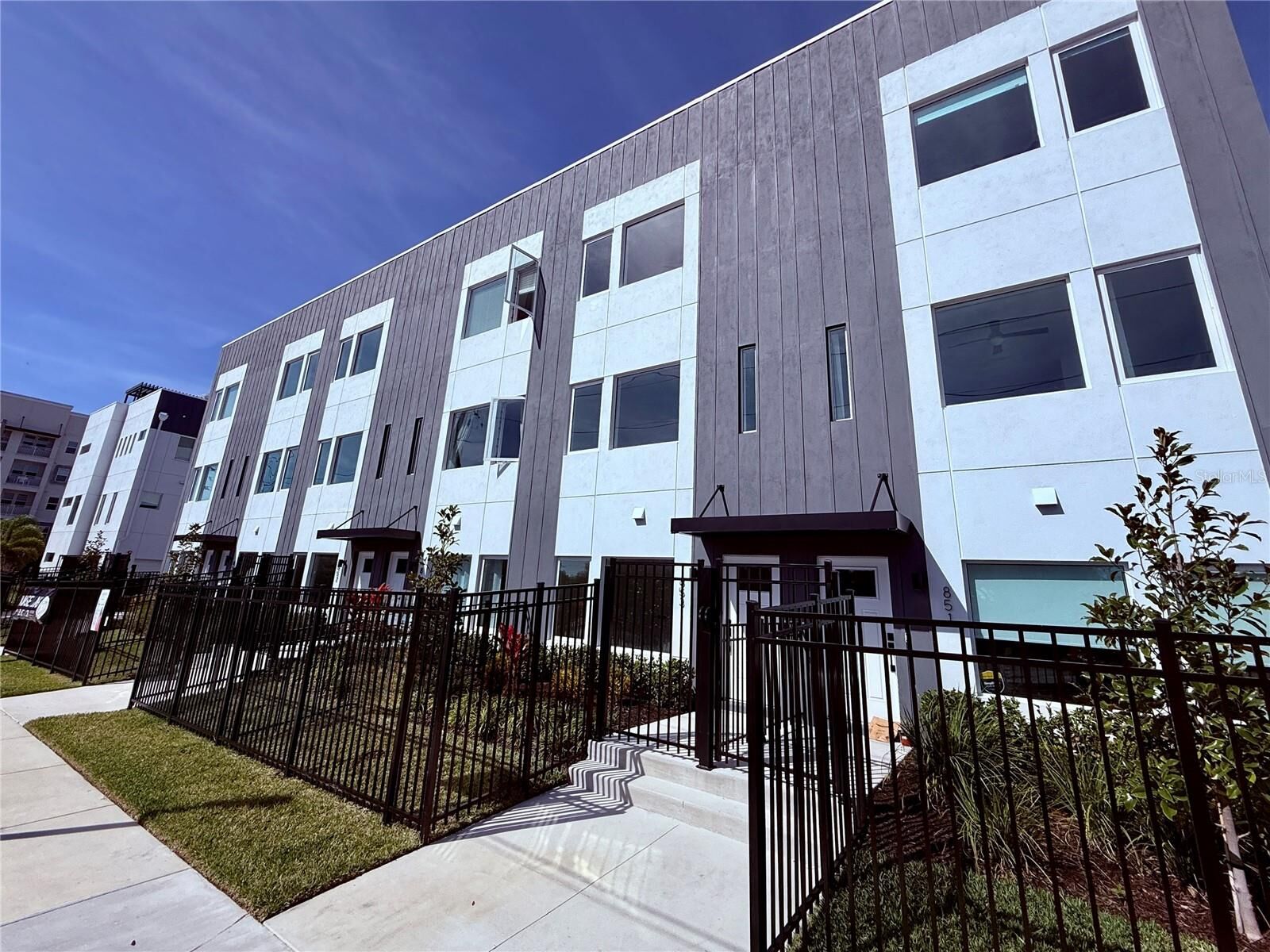 Property Photo:  853 6th Avenue S  FL 33701 