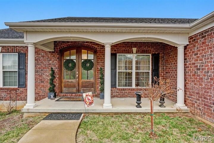 Property Photo:  1702 Springbrook Drive  MO 63012 