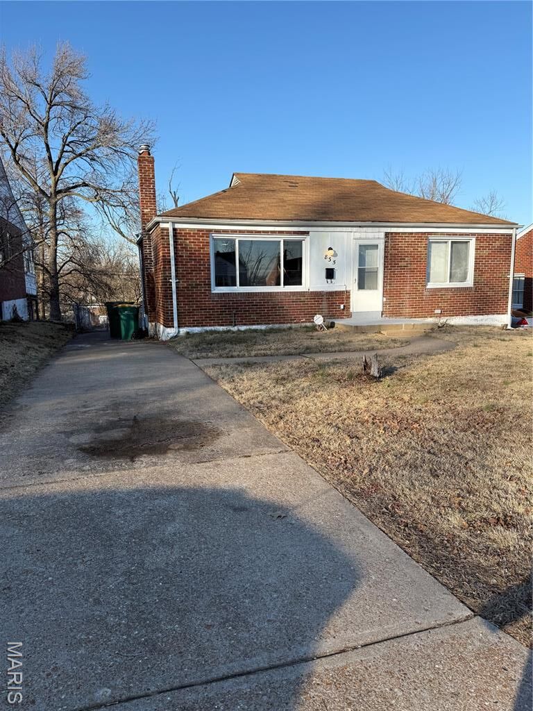 Property Photo:  835 Fontaine Place  MO 63137 