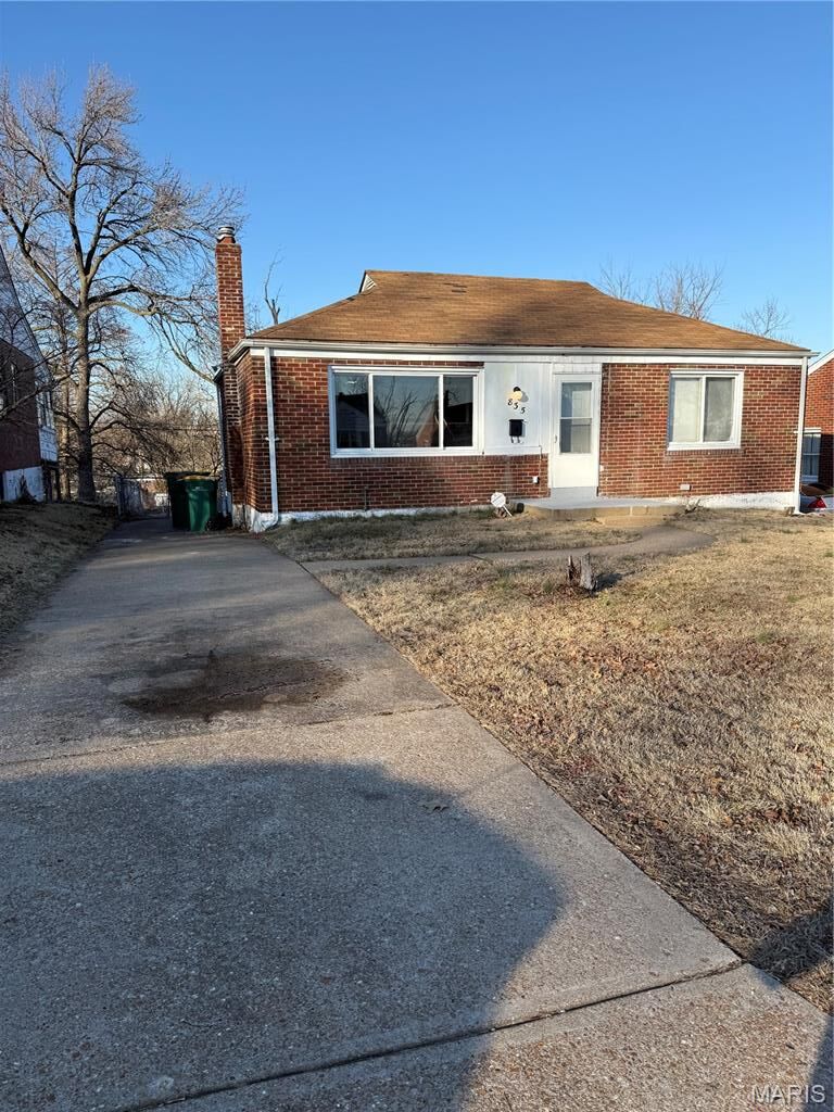 Property Photo:  835 Fontaine Place  MO 63137 