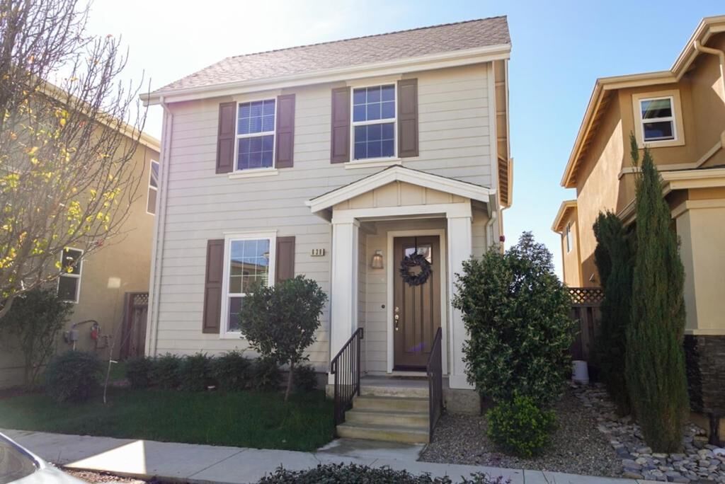 Property Photo:  639 Heirloom Place  CA 93930 