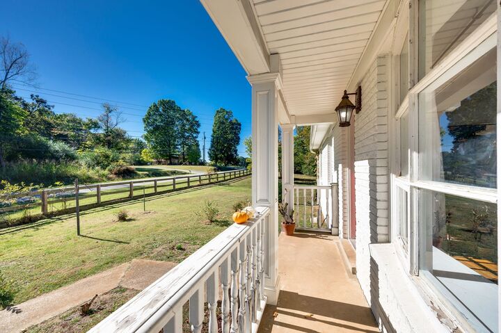 Property Photo:  7466 Cox Pike  TN 37062 