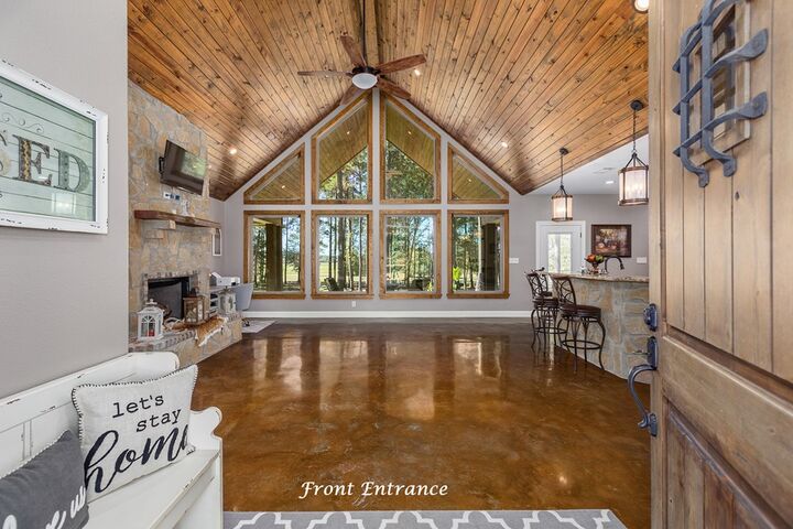 Property Photo:  924 Unit #2 Cr 471  TX 75944 