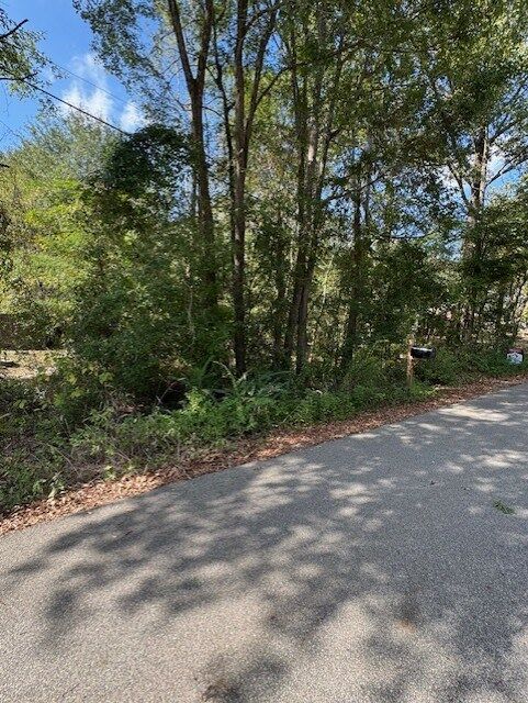 Property Photo:  113 Arizona Avenue  TX 75949 