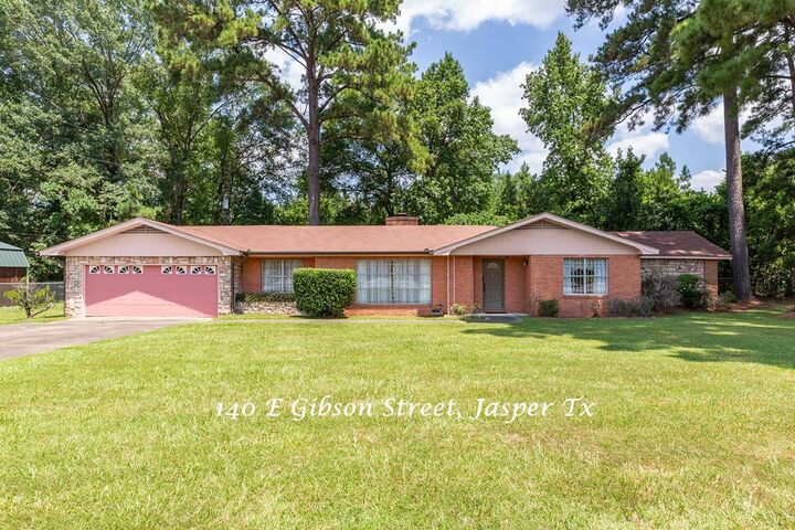 Property Photo:  140 E Gibson Street  TX 75951 