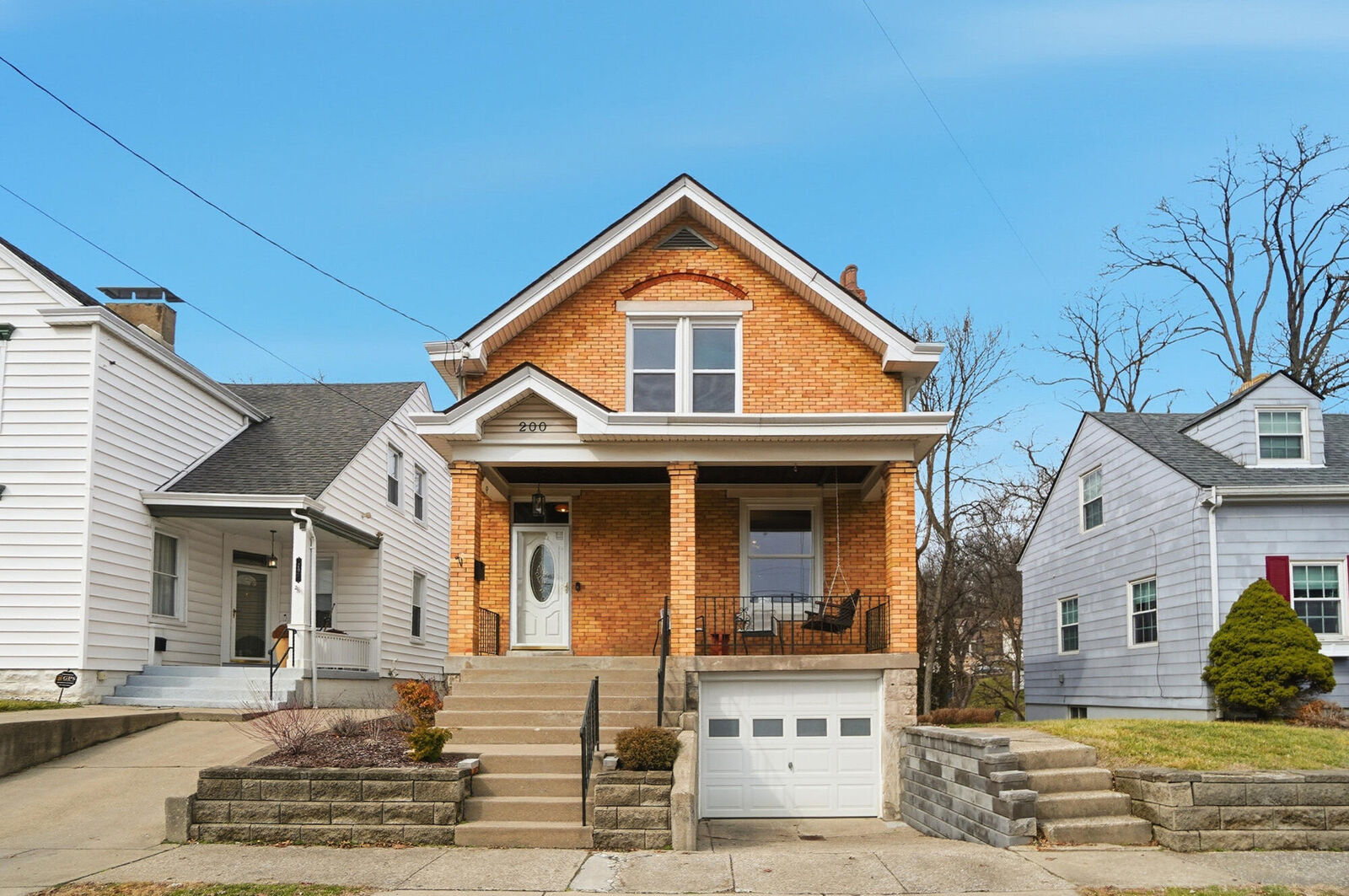 Property Photo:  200 W Walnut Street  KY 41071 