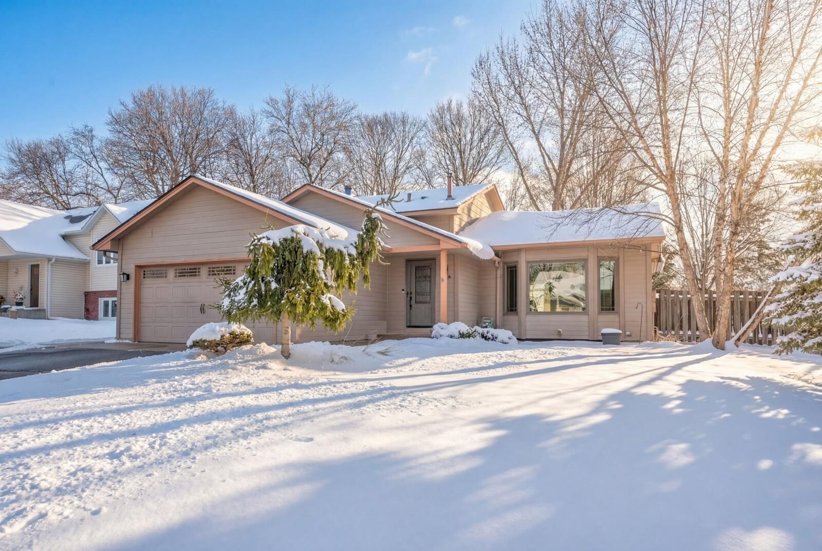 Property Photo:  18848 Barrington Drive  MN 55346 