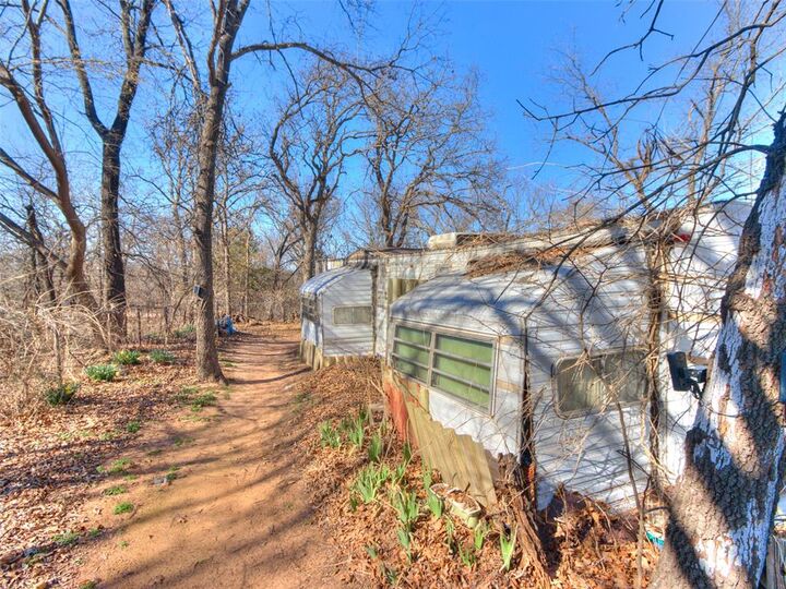 Property Photo: 331807 E Parkwood Drive OK 74881