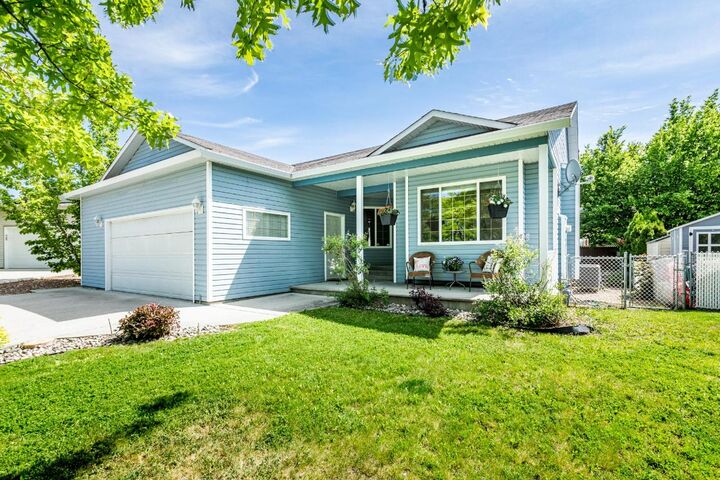 Property Photo: 4450 Postill Drive 9 BC V1X 7T9