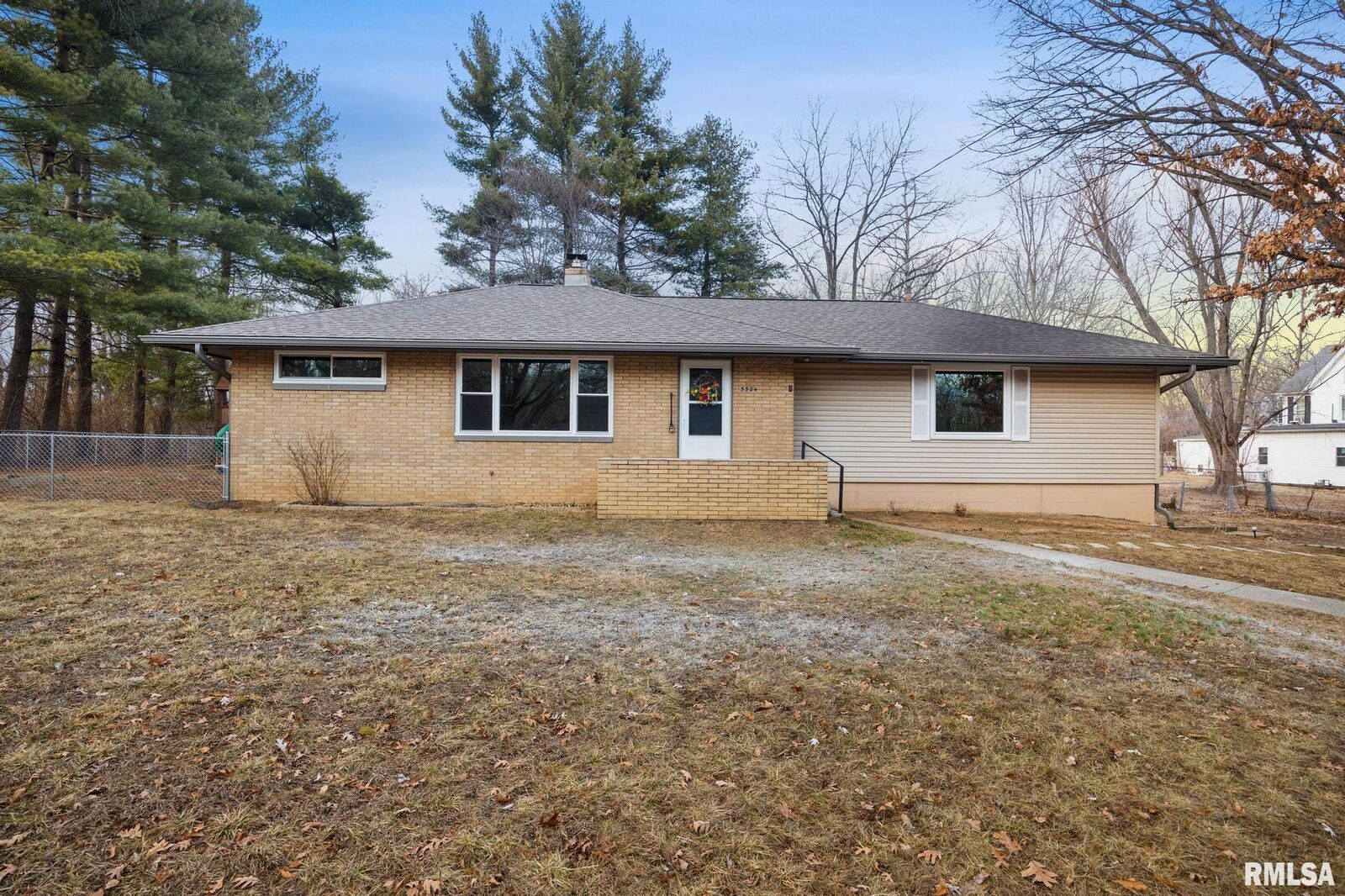 Property Photo:  5524 N Big Hollow Road  IL 61615 