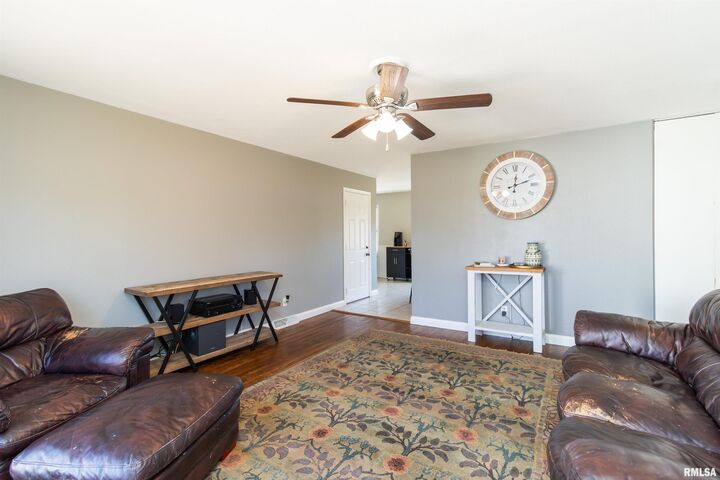 Property Photo: 6000 N Graceland Drive IL 61614