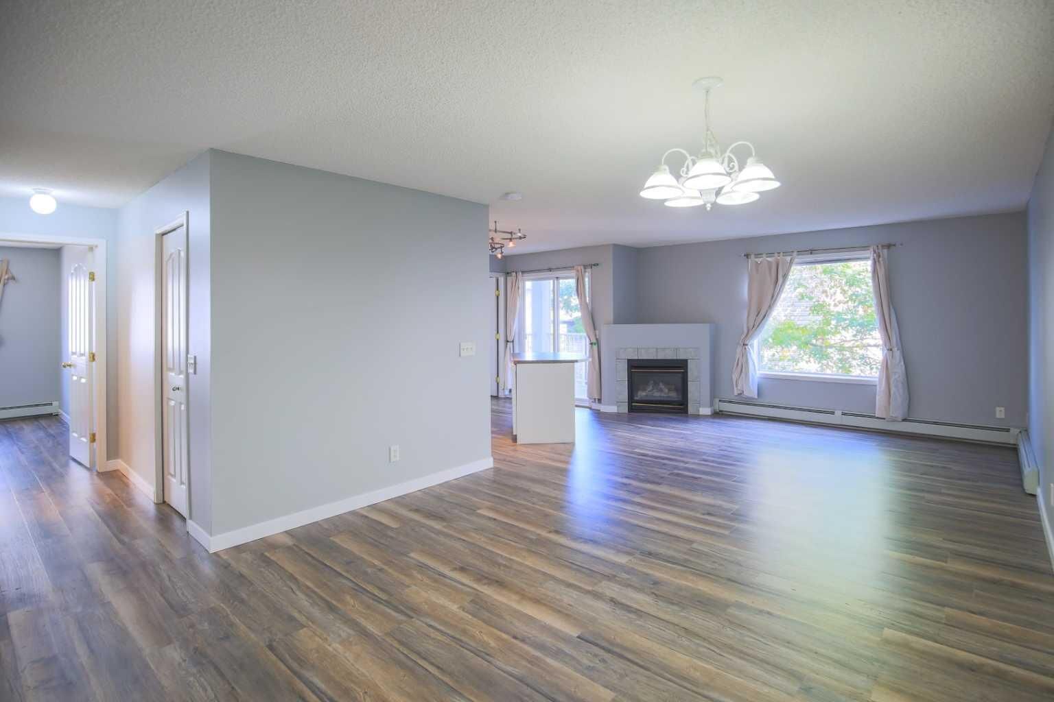 Property Photo: 5202 Valleyview Park SE 202 AB T2B 0K9
