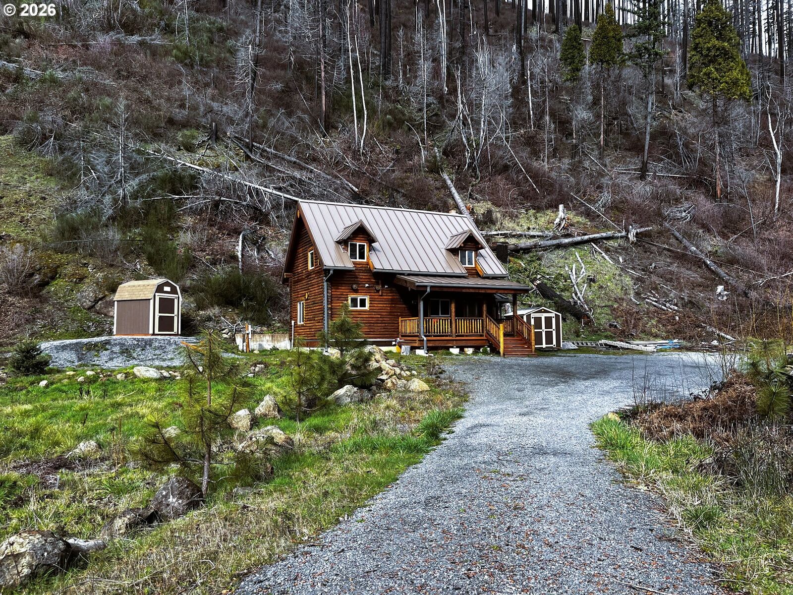 Property Photo: 52633 McKenzie Hwy OR 97413