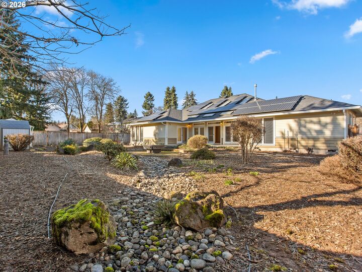 Property Photo: 407 NW 114th St WA 98685