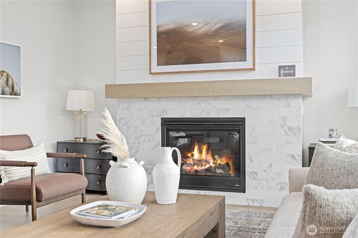 Property Photo:  14320  148th Place NE 27  WA 98072 