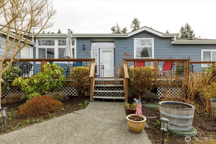 Property Photo:  5386  Vinton Avenue  WA 98249 