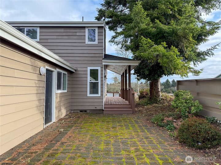 Property Photo:  586  Mount Olympus Avenue SE  WA 98569 