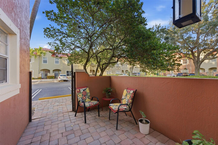 Property Photo:  186 Lake Monterey Circle  FL 33426 