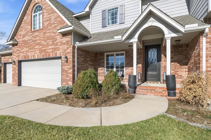 Property Photo:  109 N Chelmsford Ct  KS 67230 