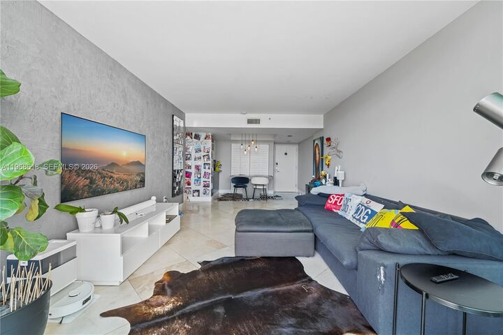 Property Photo:  650 West Ave 506  FL 33139 