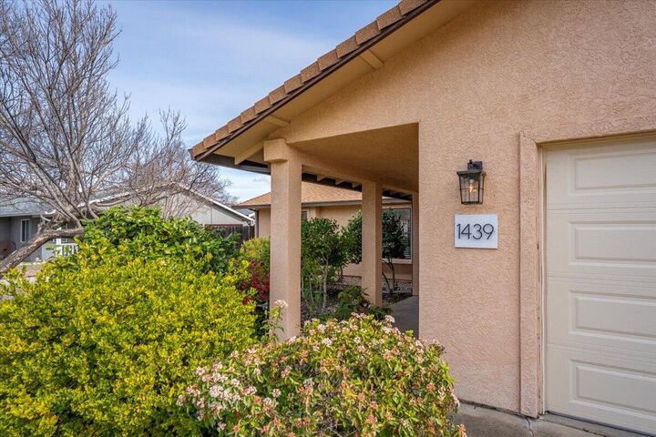 Property Photo: 1439 Calexico Drive CA 96003