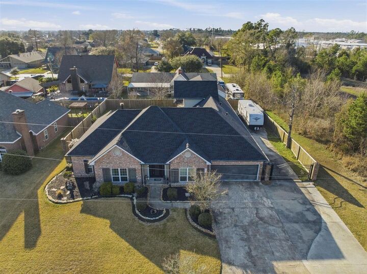 Property Photo:  711 Sherry Drive  LA 70663 