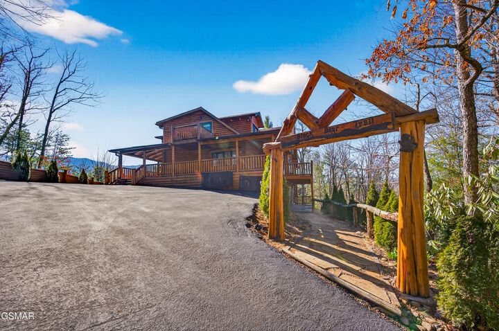 Property Photo:  556 Thissa Way  TN 37738 